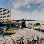 Zaras Hermes 別荘 *