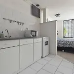 Zaras Hermes 別荘 *