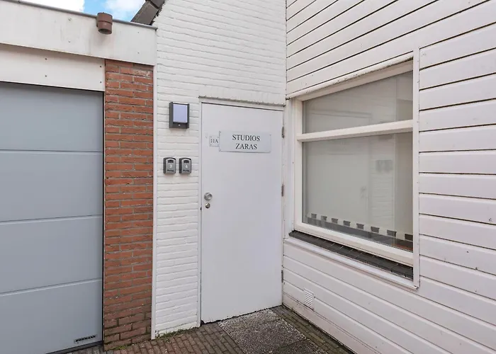 Zaras Hermes Für 2 In Perfekter Lage! Zandvoort